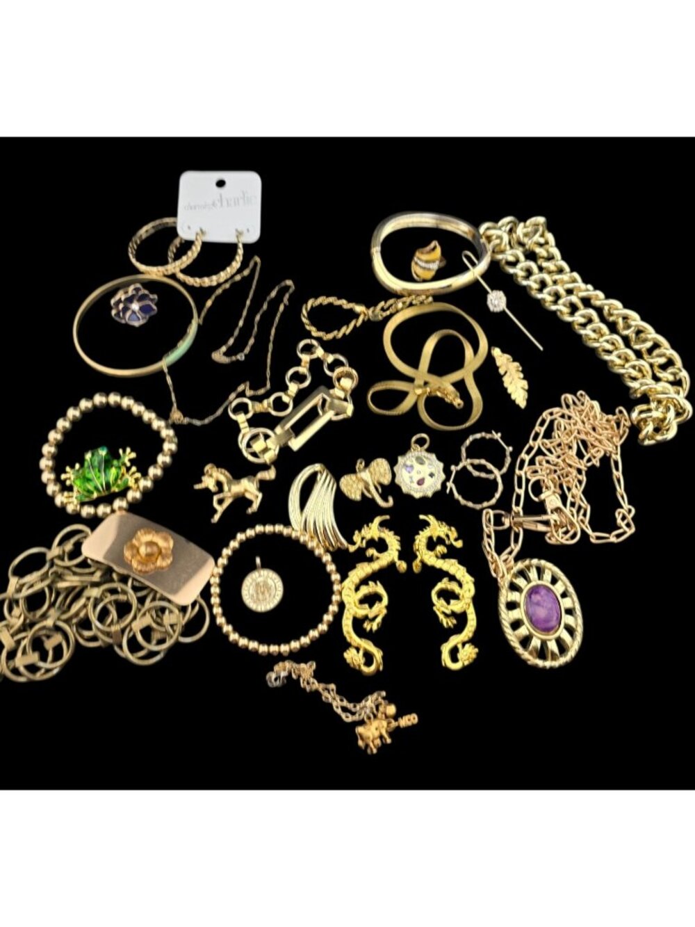 18 Pcs Gold Tone Jewelry Lot Necklaces Bracelets Brooches Charms Mixed Styles - Picture 8 of 9